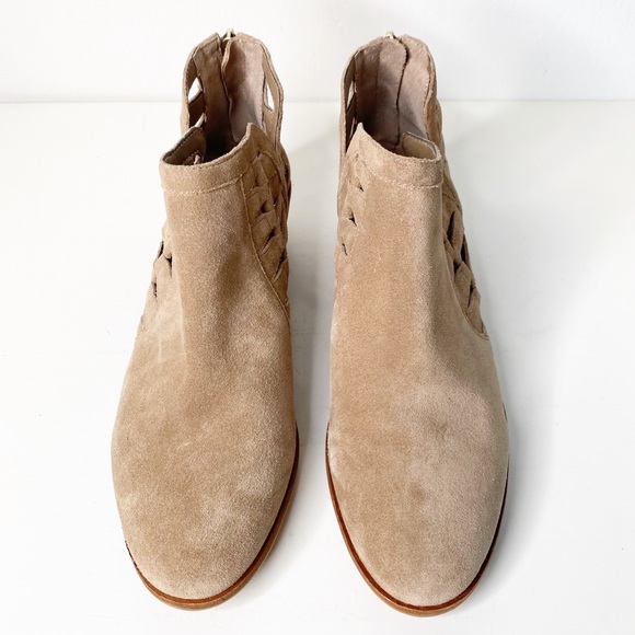 Vince Camuto | Peera Cutout Bootie Sz. 9.5 - Picture 4 of 12